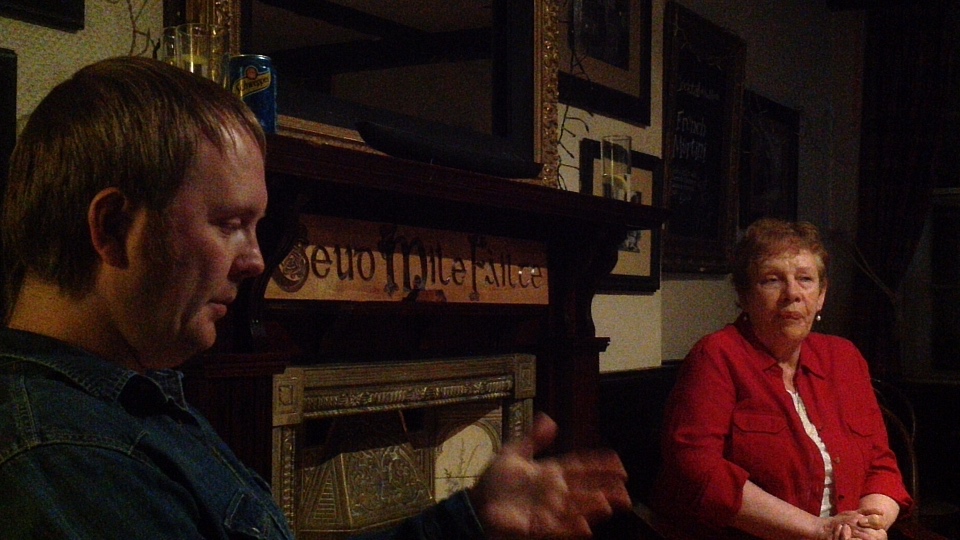 AN GEALBHAN le Easaidh StiÃ¹bhart title=