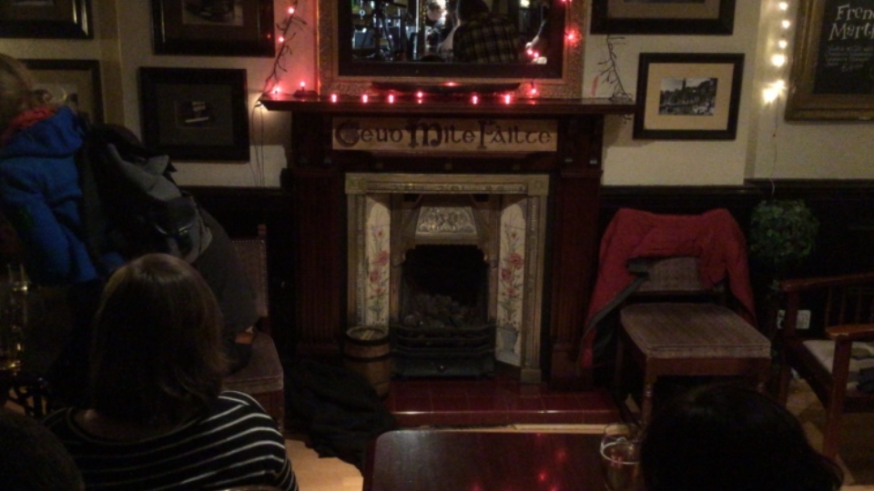 AN GEALBHAN le Alasdair MacIlleBhÃ in title=