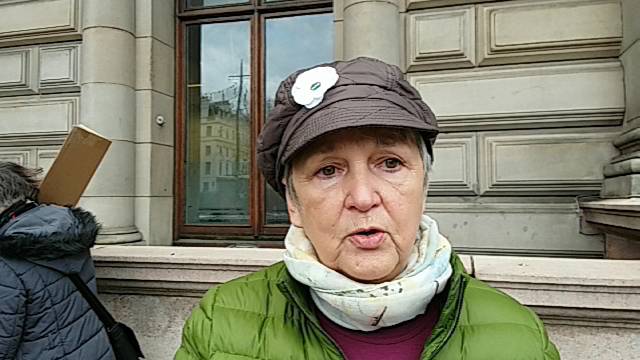 Break Free from Fossil Fuels and Fracking Protest and Lobby title=