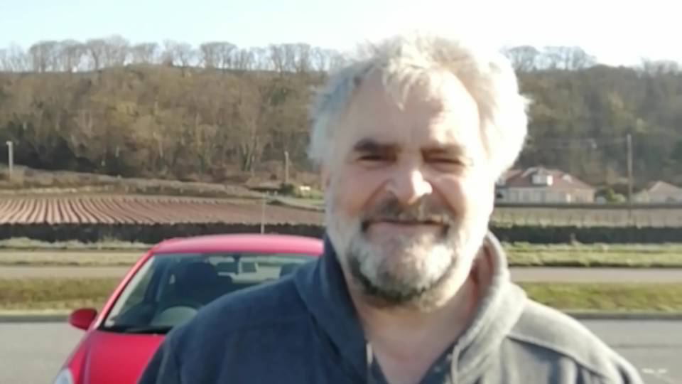 Mike explains about the letter for the United Nations title=